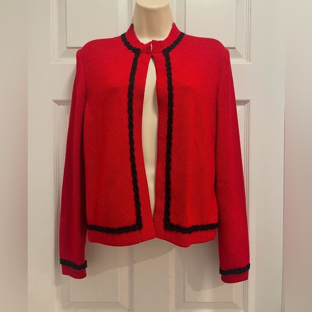St. John Santana Knit red jacket blazer black trim - size 4 - EUC